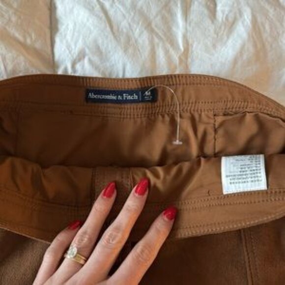 Vegan suede button front skirt - Picture 4 of 4